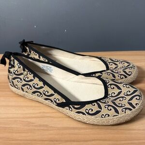 UGG Indah Marrakech Flats sz 8.5